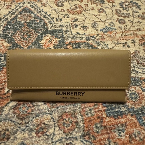 Burberry Men’s Sunglasses - Picture 5 of 6